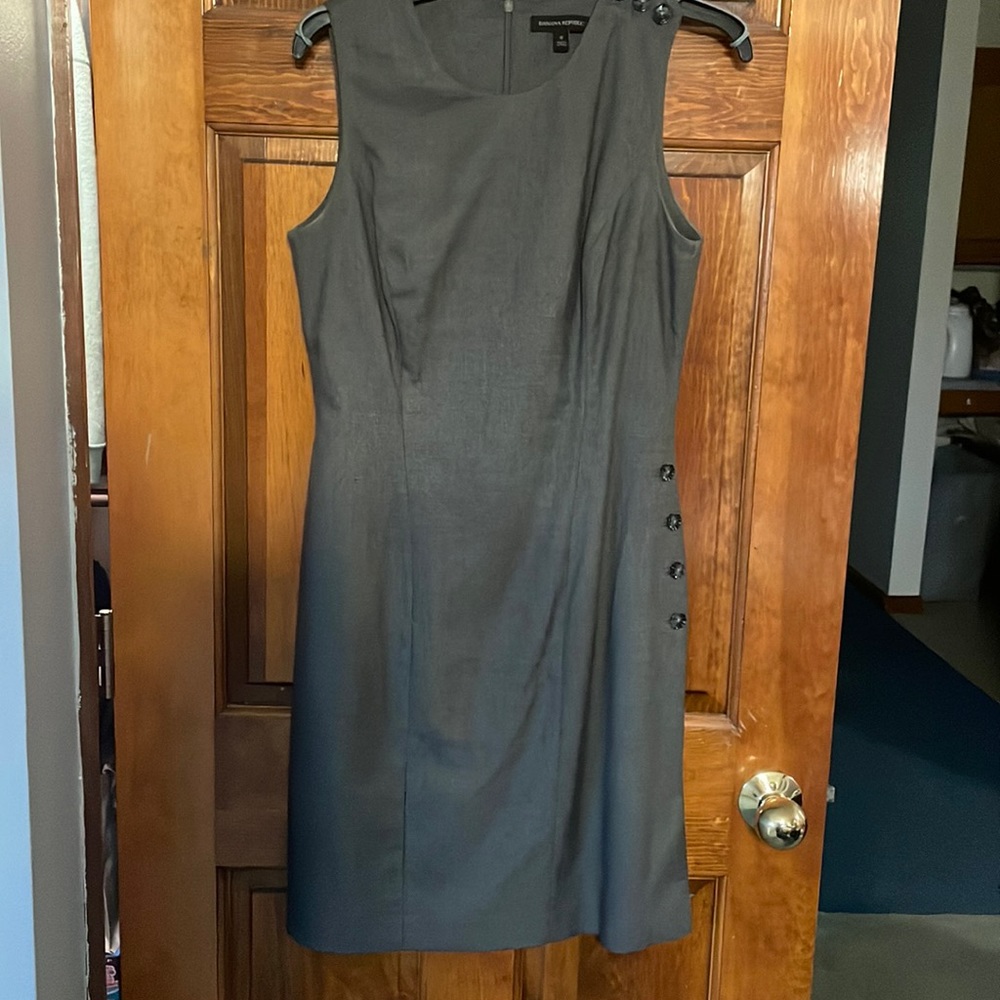Banana Republic Grey dress. Sz 6